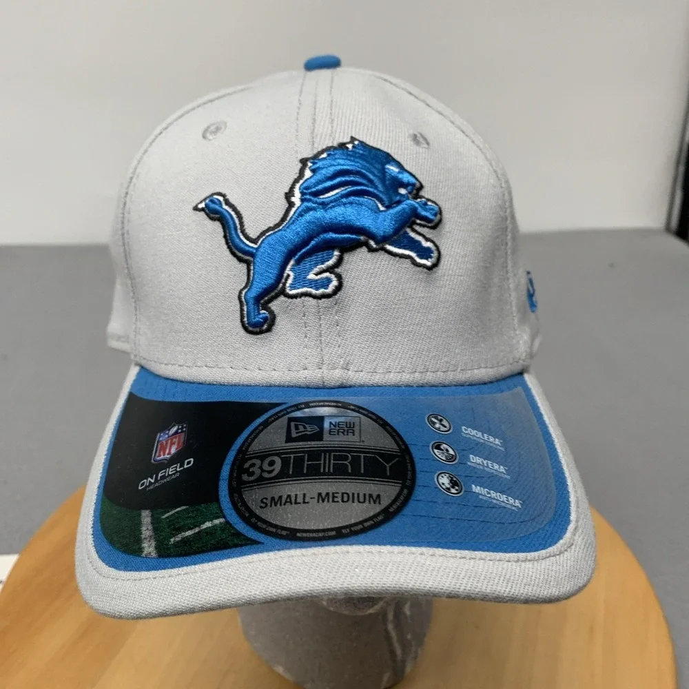 Detroit Lions New Era 39THIRTY Flex Fit Hat Cap Gray Blue NFL Training S/M NWT
